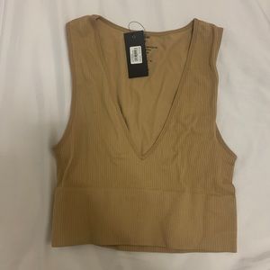 NWT Glassons Seamless Vneck Cami in HOT CHOCOLATE